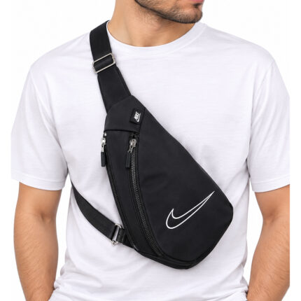 بادی‌بگ دوشی نایک (Nike) مشکی؛ اسپرت، جادار و کاربردی